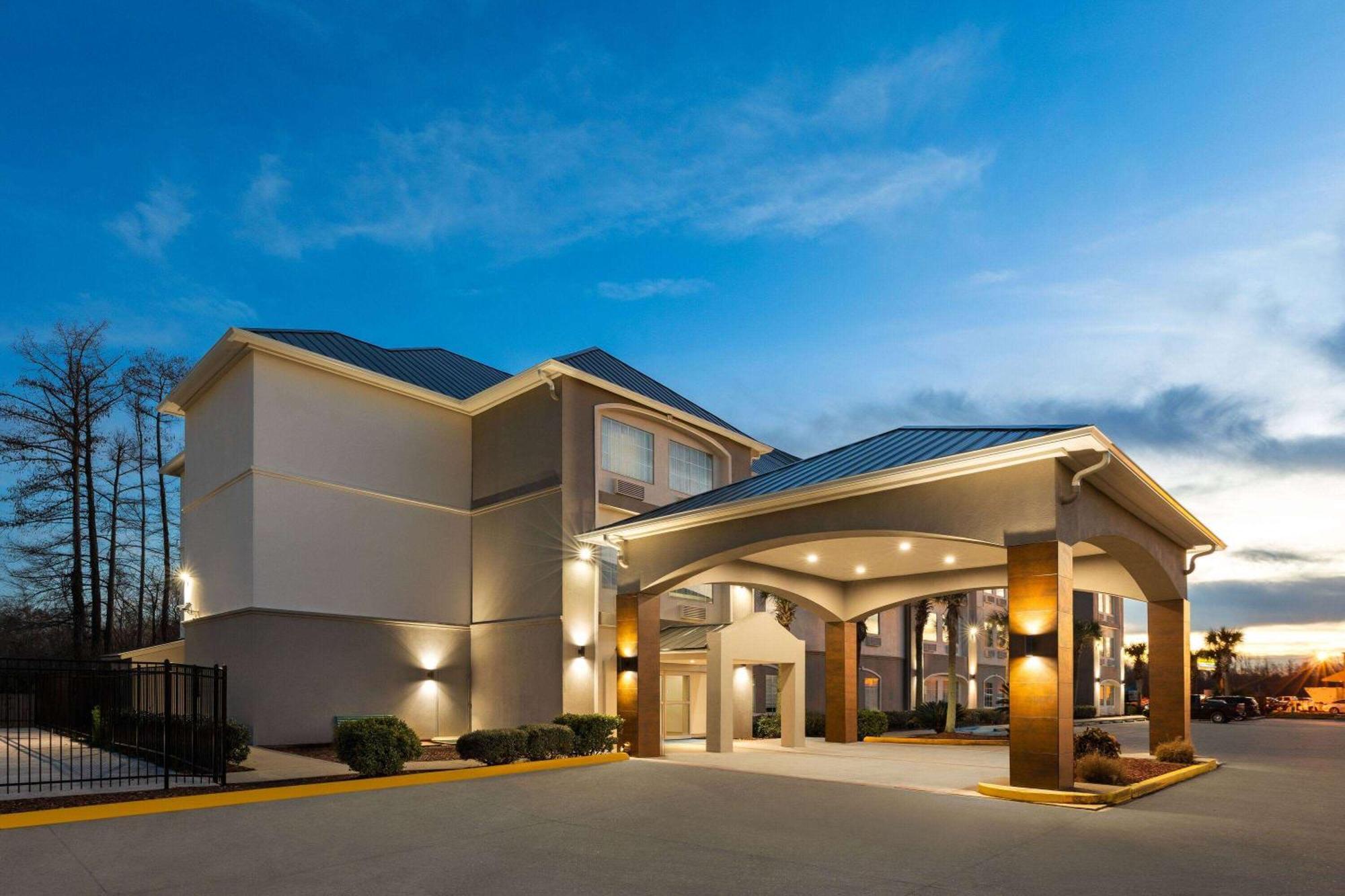 La Quinta By Wyndham Houma Hotel Buitenkant foto